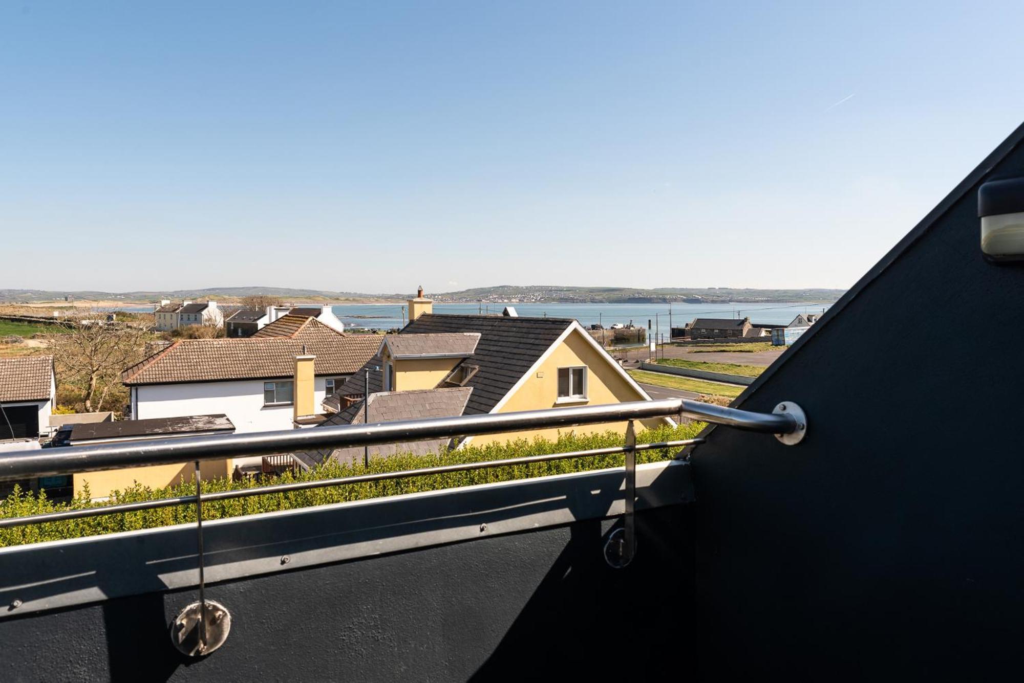 Cliffs Of Moher Hotel Liscannor Eksteriør billede
